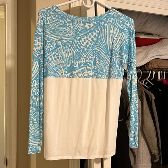 Lilly Pulitzer Finn Top - Picture 2 of 3